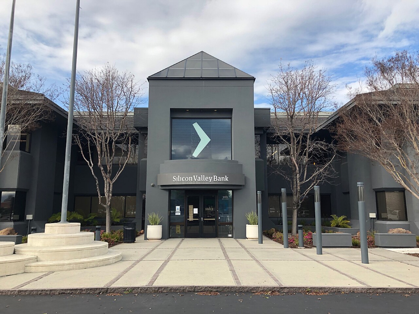 The headquarters of Silicon Valley Bank in Santa Clara, California, March 13, 2023, three days after regulators seized it